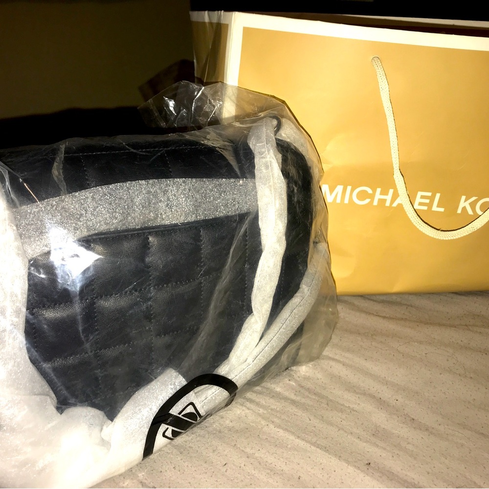 Michael Kors shoulder purse